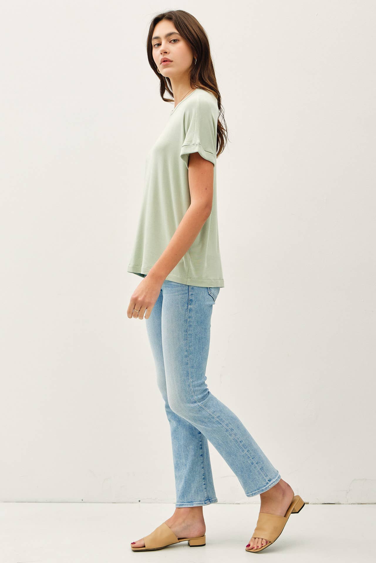 LIGHTWEIGHT MODAL BASIC FLOWY TEE : Black / L