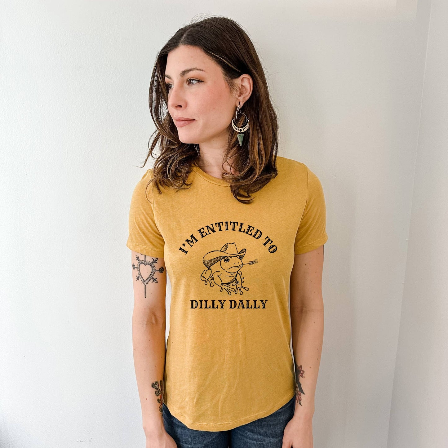 Entitled to Dilly Dally - Funny Women's Crew Tee: Kelly Green (Black Ink) / Medium