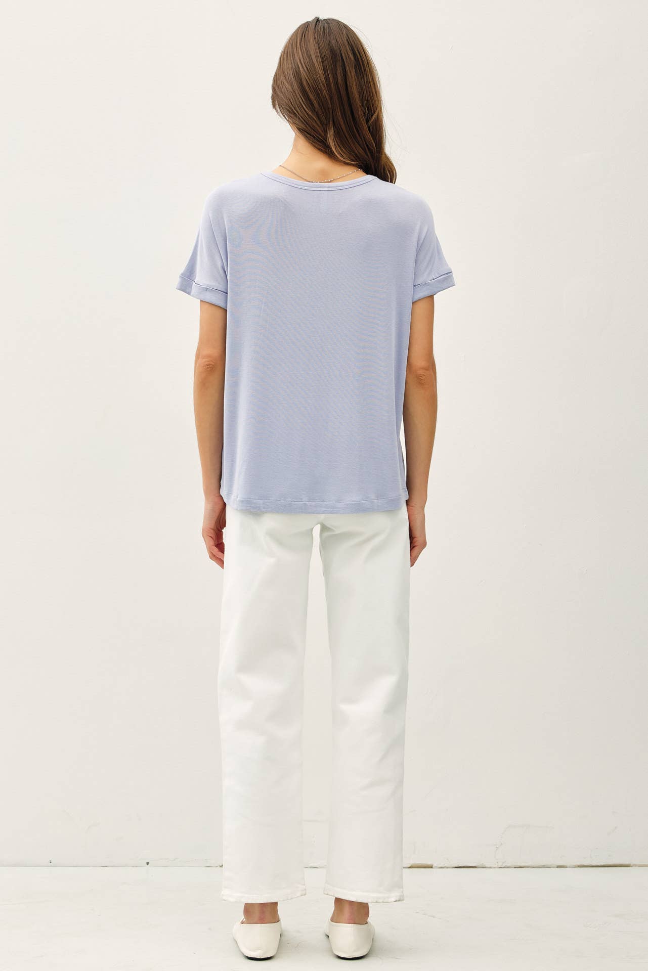 LIGHTWEIGHT MODAL BASIC FLOWY TEE  : Black / M